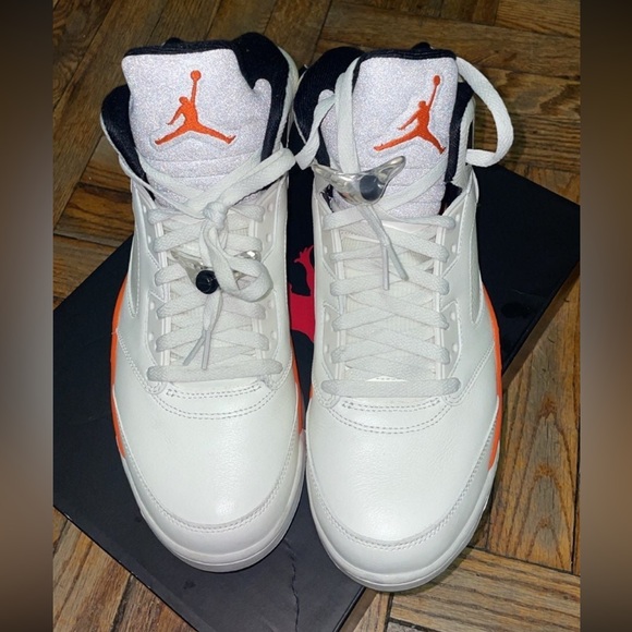 Jordan 5 Shattered Backboard - Picture 2 of 4